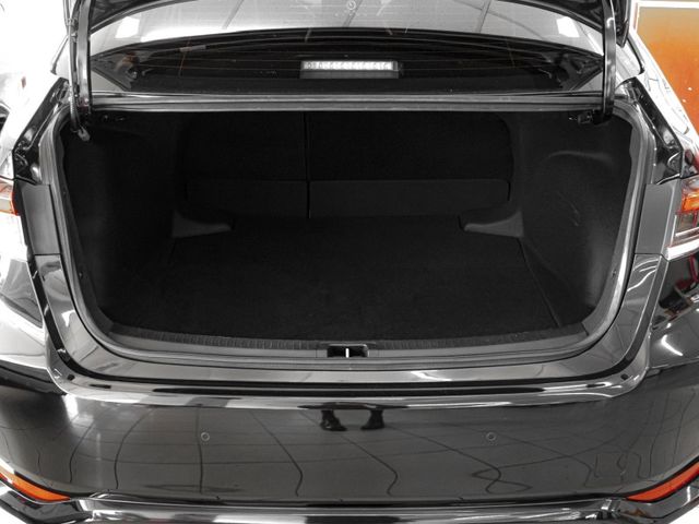 Toyota ALTIS  第4張相片