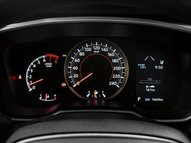 Toyota ALTIS  第8張相片