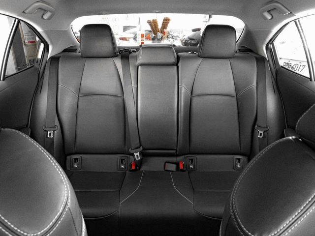 Toyota ALTIS  第13張相片