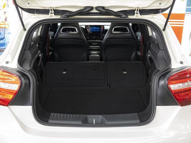 Mercedes-Benz/賓士 A-CLASS  第3張相片