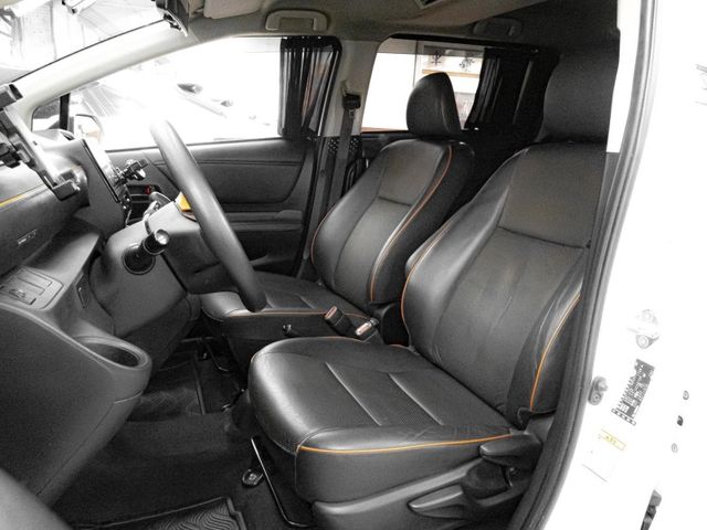 Toyota SIENTA  第11張相片