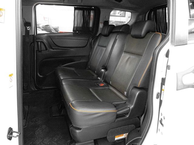 Toyota SIENTA  第12張相片