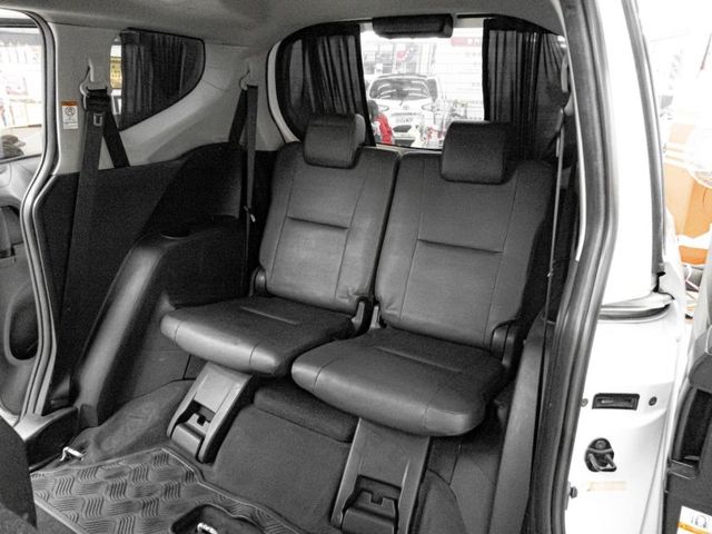 Toyota SIENTA  第14張相片