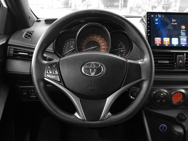 Toyota Yaris  第8張相片