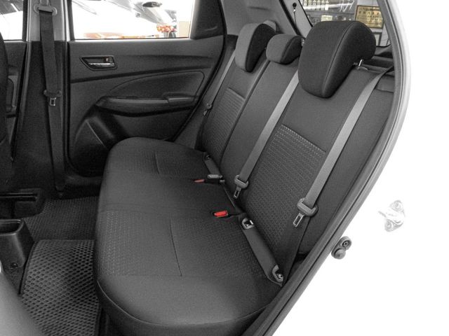 Suzuki SWIFT  第12張相片