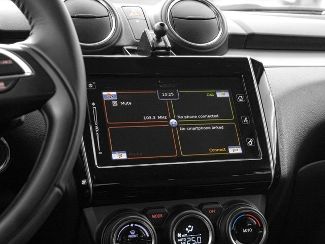 Suzuki SWIFT  第14張相片