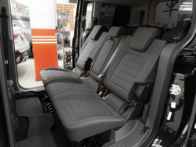 Ford/福特 Tourneo Connect  第12張相片