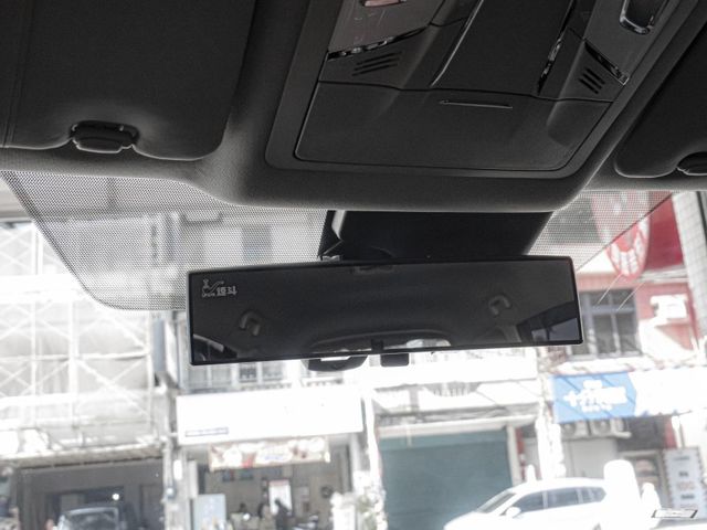 Nissan X-Trail  第18張相片