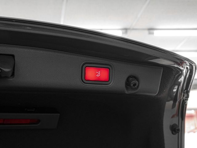 Mercedes-Benz/賓士 E-CLASS  第2張相片