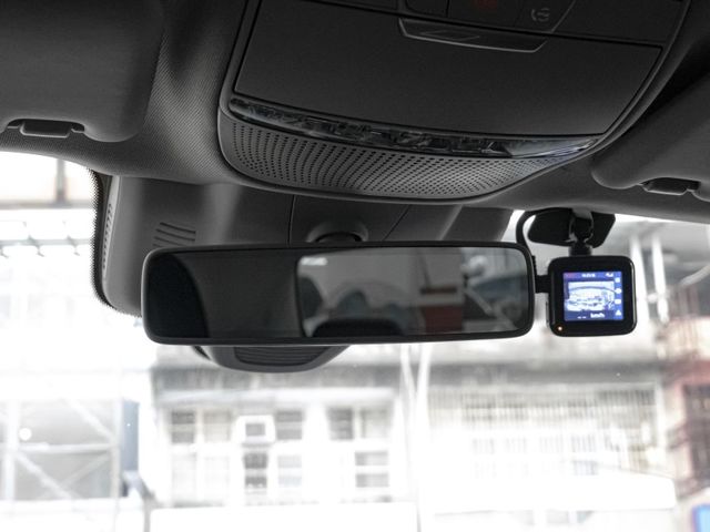 Mercedes-Benz/賓士 E-CLASS  第20張相片