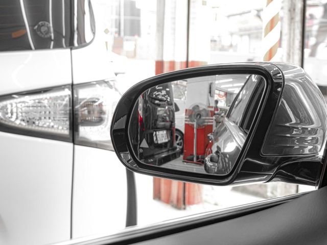 Mercedes-Benz/賓士 E-CLASS  第21張相片