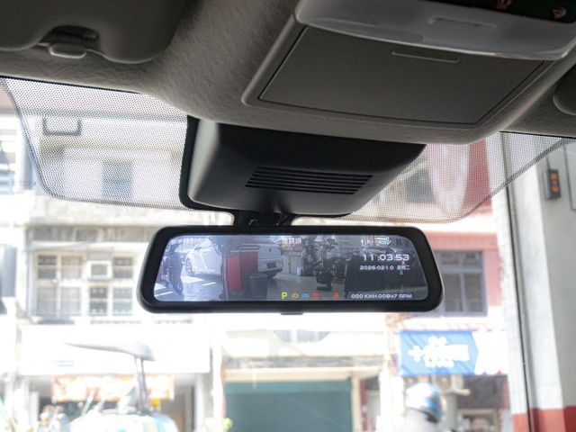 Nissan Sentra  第18張相片