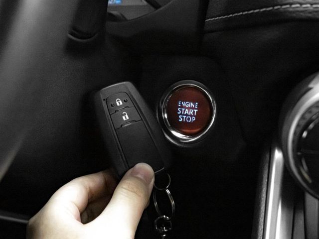 Toyota RAV4  第9張相片