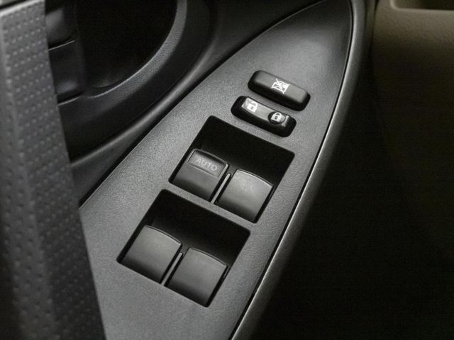 Toyota RAV4  第21張相片