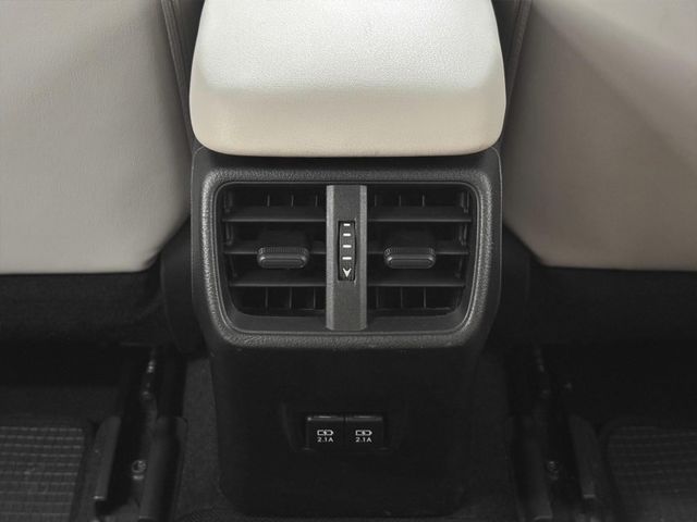Lexus UX  第1張相片