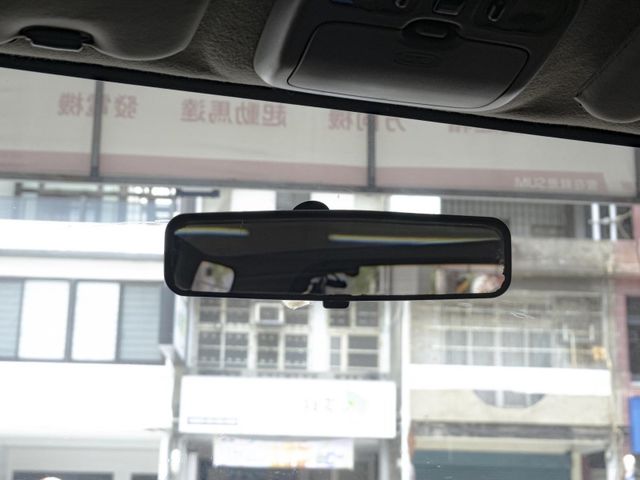 2009年 MAZDA馬自達 tribute邱比特 黑 2.3／天窗.導航.藍牙.倒車雷達  第20張相片