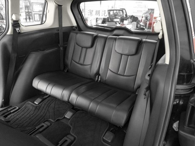七人座！2011年 MAZDA馬自達 MAZDA5 黑 2.0／天窗.電動椅.倒車雷達.後座出風口  第13張相片