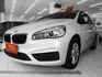 BMW 218I AT(白1.5) 渦輪 IKEY/記憶電動椅/導航/定速  第1張縮圖