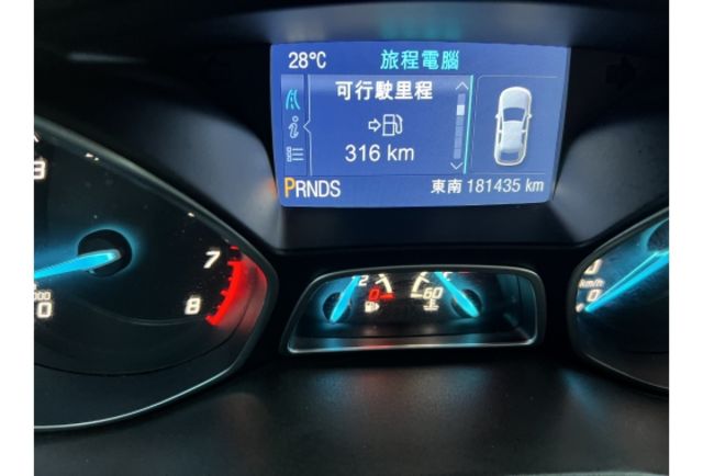 Ford KUGA  第11張相片