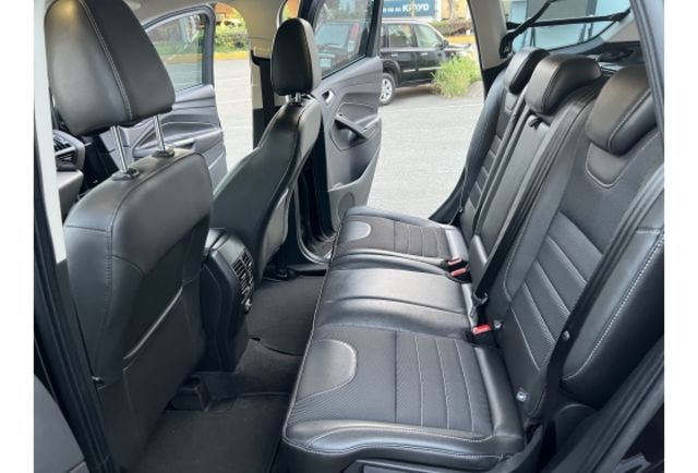 Ford KUGA  第13張相片