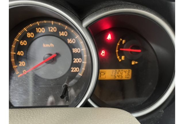 Nissan TIIDA  第8張相片