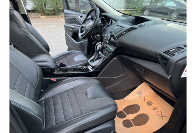 Ford KUGA  第7張相片