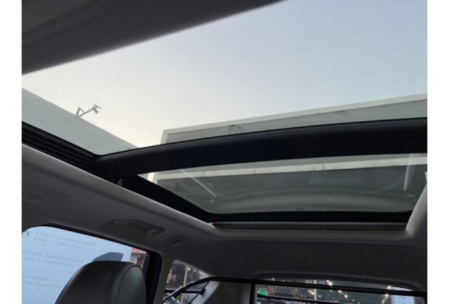 Ford KUGA  第9張相片