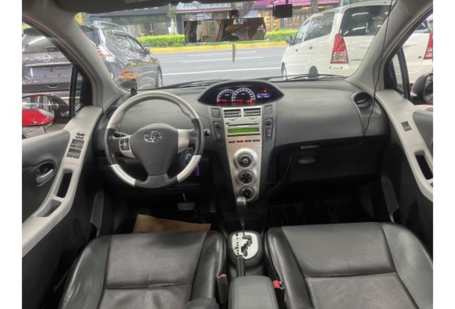 Toyota YARIS  第8張相片