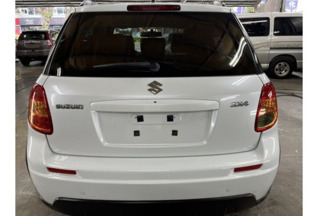 Suzuki SX4  第4張相片