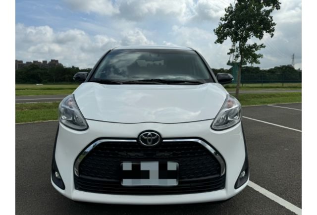 Toyota SIENTA  第2張相片