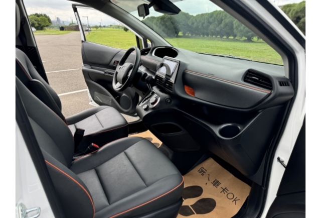 Toyota SIENTA  第9張相片
