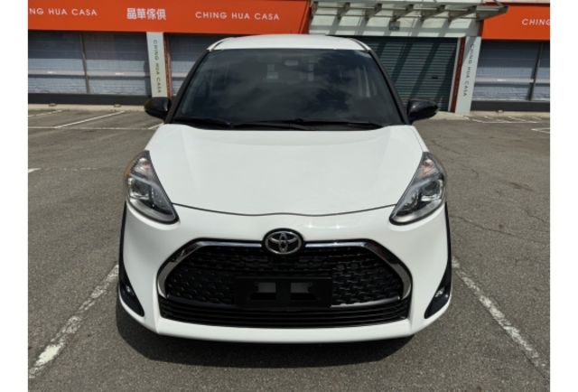 Toyota SIENTA  第1張相片