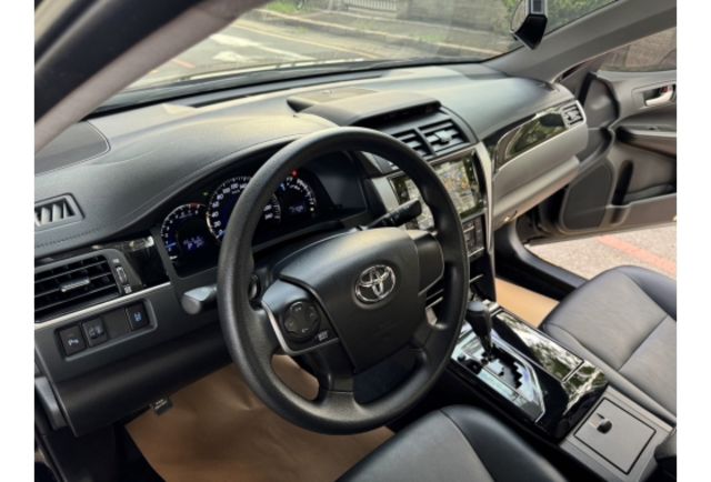 Toyota CAMRY  第7張相片