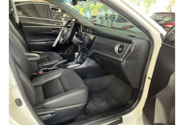 Toyota ALTIS  第8張相片