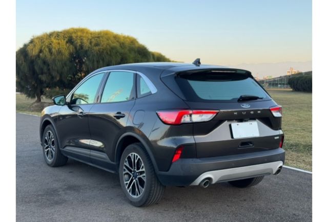 Ford KUGA  第2張相片