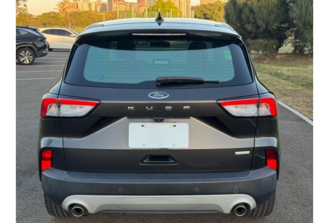 Ford KUGA  第3張相片