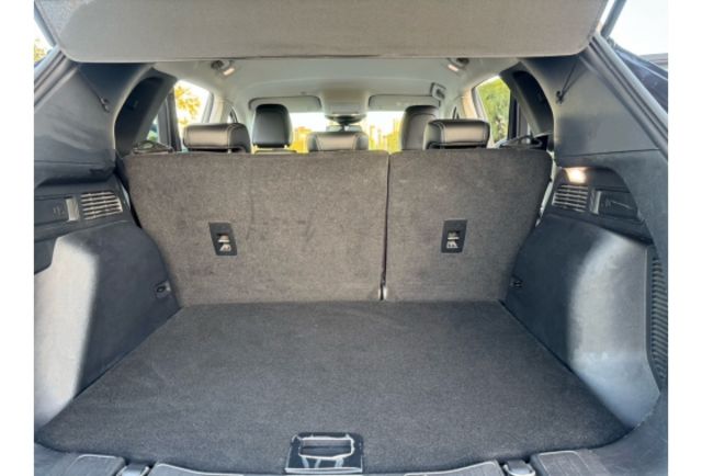 Ford KUGA  第9張相片