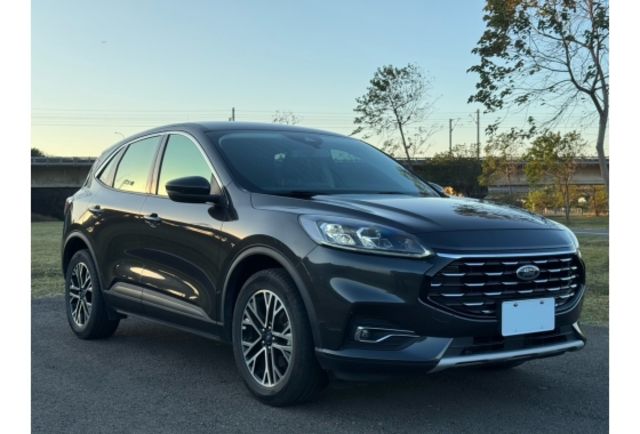 Ford KUGA  第13張相片