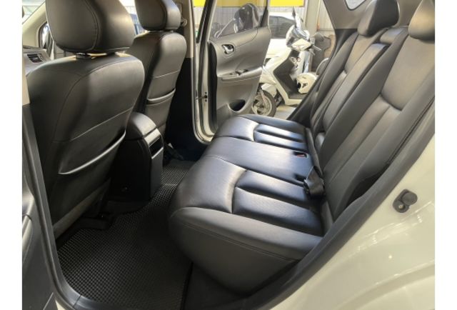 Nissan TIIDA  第12張相片