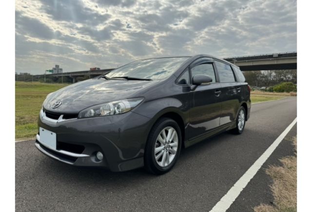 Toyota WISH  第2張相片