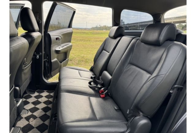 Toyota WISH  第12張相片