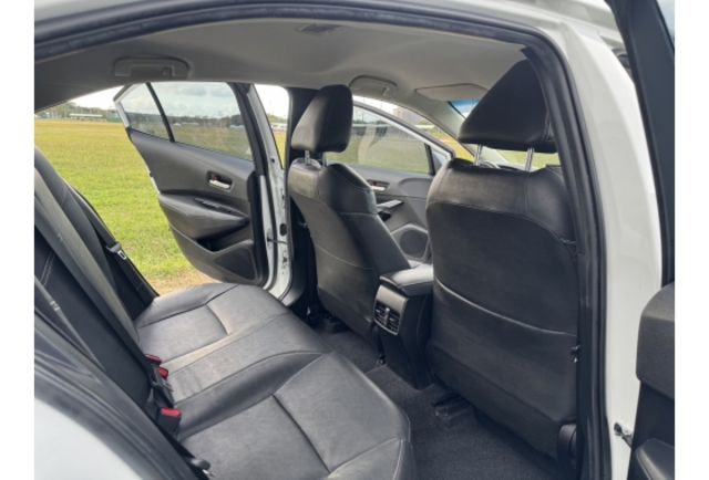 Toyota ALTIS  第10張相片
