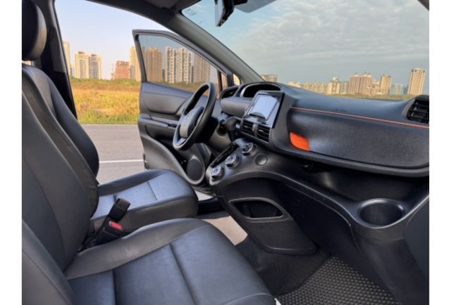 Toyota SIENTA  第9張相片