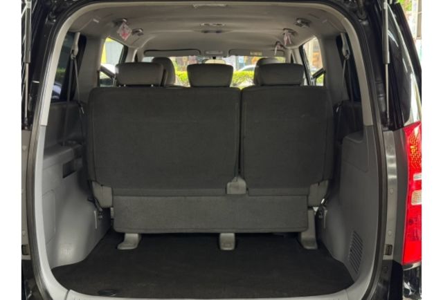Hyundai STAREX  第4張相片