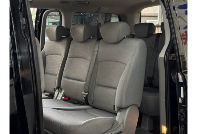 Hyundai STAREX  第7張相片
