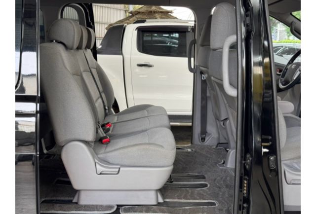 Hyundai STAREX  第10張相片
