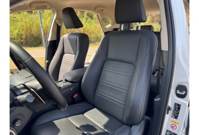 Lexus NX200  第5張相片