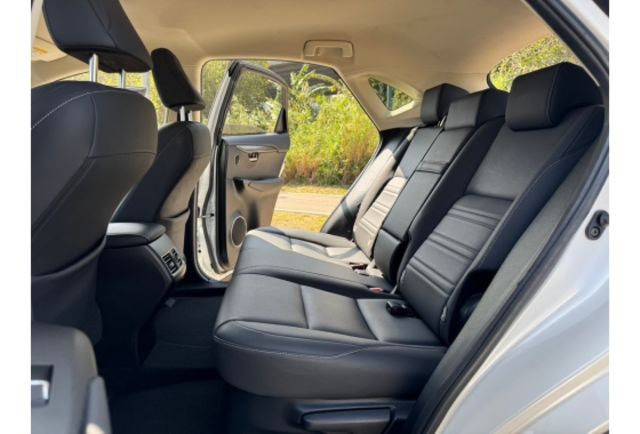 Lexus NX200  第11張相片