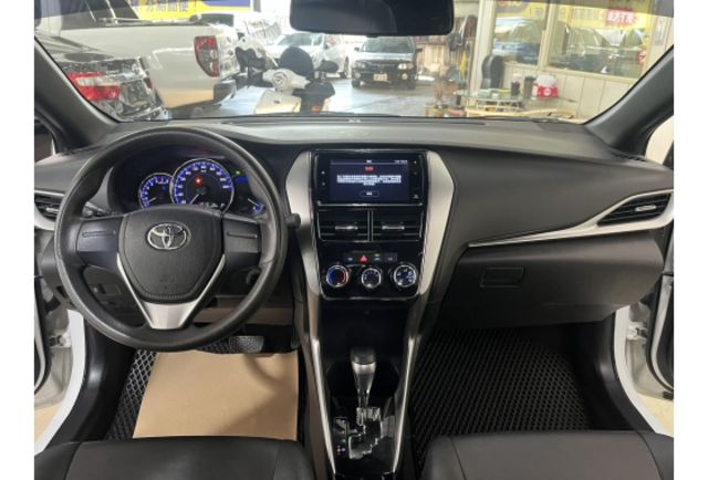 Toyota YARIS  第7張相片