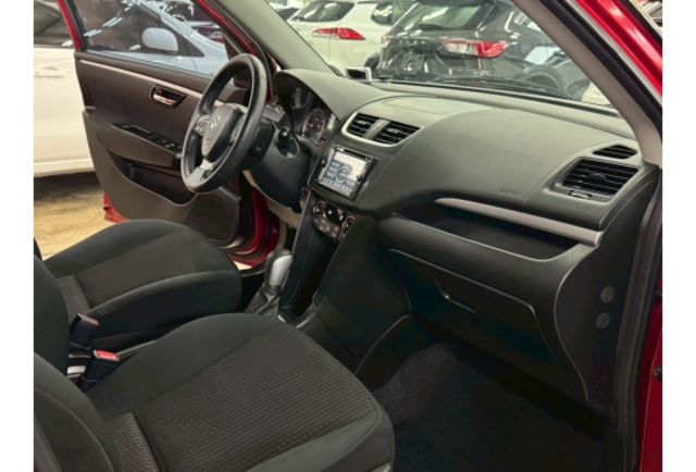 Suzuki SWIFT  第6張相片